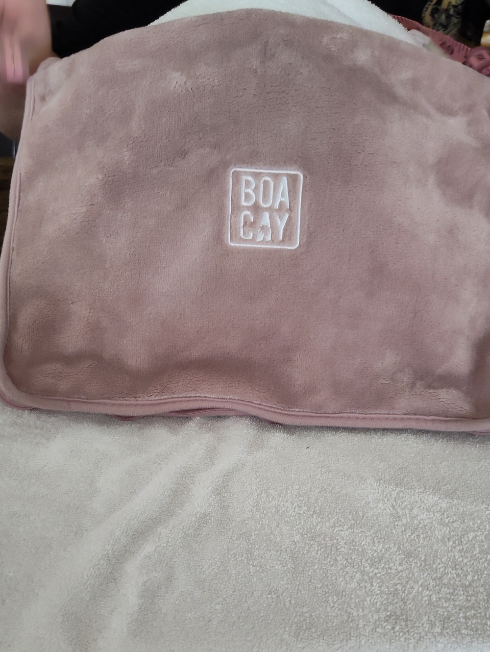 BOACAY Plush Pink Throw Blanket